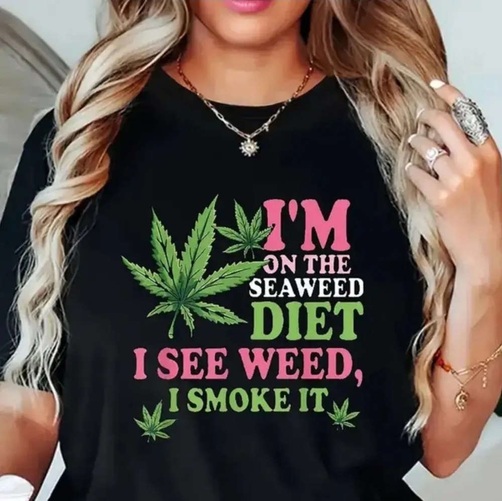 I SEE WEED Black Graphic Women's Tshirt